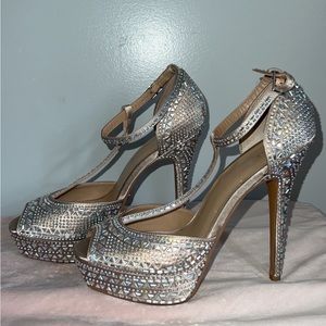Thalia Sodi Platform pumps/ Silver bling/ Size 10